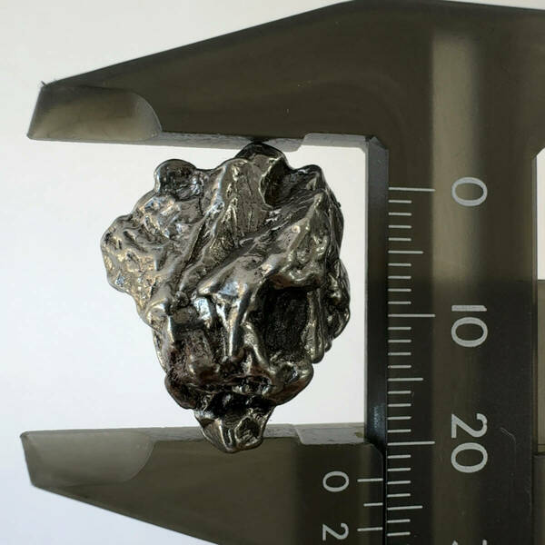 【E24587】 カンポ・デル・シエロ隕石 隕石 隕鉄 メテオライト 天然石 パワーストーン カンポ