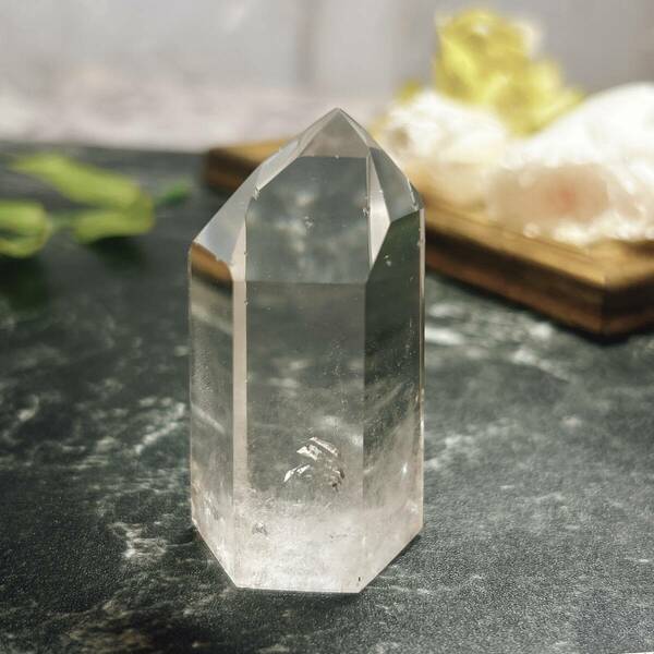 【E9324】水晶＊＊ポイント＊ブラジル＊研磨＊Quartz＊Crystal