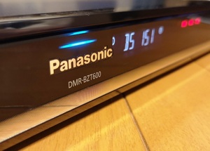 ◆◆ ［ 500GB → 4TB 新品WD製換装済/3ヵ月保証］Panasonic DIGA DMR-BZT600 美品 新品リモコン・取説コピー・各ケーブル・整備動作品