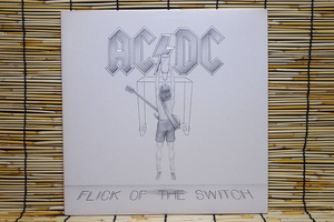 USオリジ エンボスジャケ AC/DC / Flick Of The Switch 