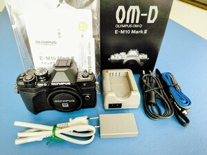 OLYMPUS　OM-D　E-M10 Mark III ブラック　極美品