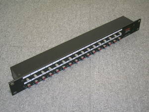 FOSTEX PATCHBAY MODEL 3010 no check therefore Junk .(2040e)