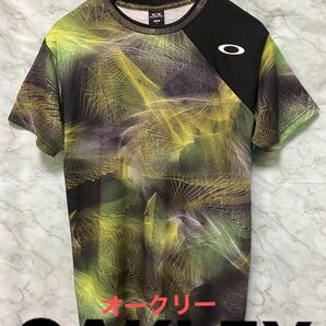 美品！OAKLEY　オークリー　幾何学トロピカル　半袖Tシャツ　ゴルフ　スポーツ　アウトドア