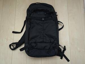 Burton サイドヒル 25L バックパック