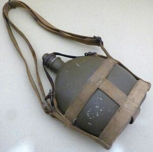 D1# old Japan army flask that time thing Showa Retro antique #509-1)