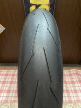 中古MCタイヤ 2021年製造 PIRELLI DIABLO SUPERCORSA SP V3 120/70ZR17 ピレリ ディアブロ スーパーコルサ 120 70 17 2621 K4879_画像1