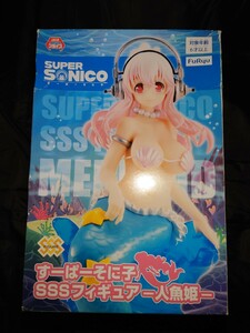 SSS figure Super Sonico person fish .