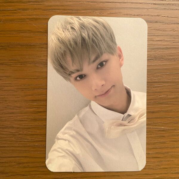 SEVENTEEN ジュン you made my down downVer トレカ