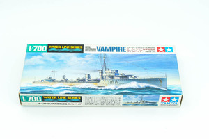 タミヤ　1/700　イギリス海軍駆逐艦ヴァンパイア　内袋未開封未組立　プラモデル