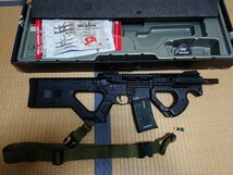 ICS HERA ARMS SSS.Ⅱ 電動ガン カスタム品 オマケ付き　フルメタル　_画像2