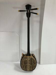  shamisen stringed instruments Okinawa sanshin sanshin musical instruments . lamp . leather traditional Japanese musical instrument 