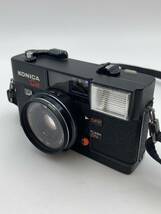 【490】KONICA C35 コニカ コンパクトカメラ フィルムカメラ レンズ カメラ 写真 撮影 ジャンク _画像3