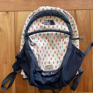 ノースフェイス NORTH FACE 子供キッズジュニアTHE NORTH FACE スモールデイ NMJ71653