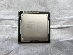 中古 Intel Core i7-2700K SR0DG 4C 3.5GHz 8MB 動作品から外しました 送料無料！
