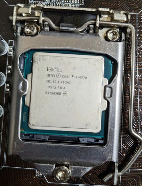 Intel Core i7 4770 動作確認済み