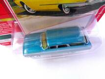 ◆JOHNNY LIGHTNING　ジョニーライトニング　1/64　1960 Ford Country Squire　Turquoise Poly　フォード カントリースクワイア_画像4