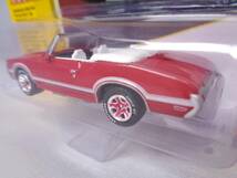 ◆JOHNNY LIGHTNING　ジョニーライトニング　1/64　1970 Olds Cutlass 442 Convertible　Matador Red　オールズ カトラス コンバーチブル_画像3