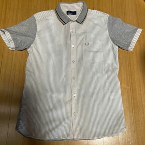 FRED PERRY 半袖シャツ　前ボタン