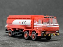 トラックコレクション 出光興産カラー　UDトラックスクオン　16klタンクローリー トラコレ トミーテック A9_画像5