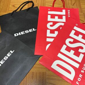 未使用　紙袋　4枚　ディーゼル 紙袋　ショッパー　プレゼント包装　ラッピング　送料込み　diesel DISEL