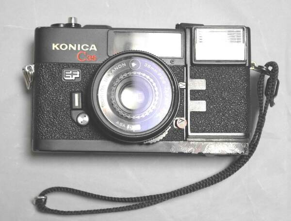 ★KONICA/コニカ/C35 EF/フィルムカメラ/ストラップ付★ジャンク品 