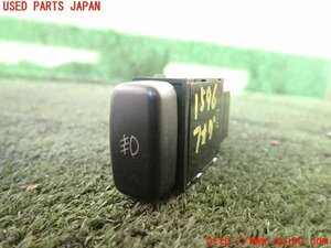 1UPJ-15966295]パジェロ(V75W)フォグスイッチ 中古