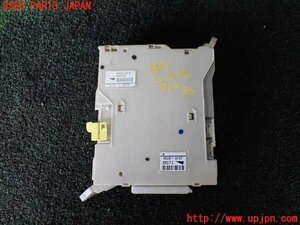 1UPJ-14176742]アルファードハイブリッド(ATH20W)ヒューズボックス2 中古