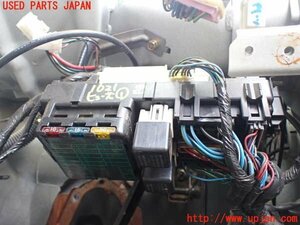 1UPJ-16216741]デリカ スペースギア(PD6W)ヒューズボックス1 中古