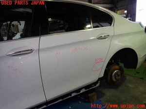 1UPJ-16291320]BMW 523d(FW20 F10)左後ドア 43R-00049 中古