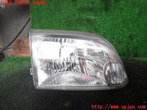 1UPJ-16011130]ハイエースワゴン100系(KZH106W)右ヘッドライト HID 中古