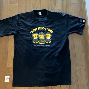 お探しの方。レア物。A BATHING APE Tシャツ　サイズM ③ 