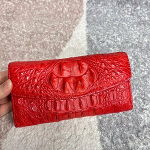  valuable goods extra-large kob purified water . leather purse long wallet high class leather genuine article . leather head leather three folding purse lady's purse crocodile leather ③ number color 