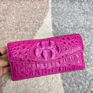  valuable goods extra-large kob purified water . leather purse long wallet high class leather genuine article . leather head leather three folding purse lady's purse crocodile leather ② number color 