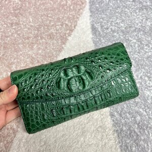  valuable goods extra-large kob purified water . leather purse long wallet high class leather genuine article . leather head leather three folding purse lady's purse crocodile leather ① number color 