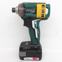 RYOBI KYOCERA 京セラ 14.4V 1.5Ah 充電式インパクトドライバ 充電器・バッテリ2個付 グリップカバー割れあり BID-1460 中古_画像2