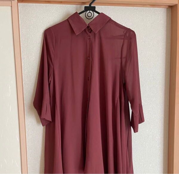 レディース デザイン ロングワンピース半袖 豪華に!★美品 24時間以内発送