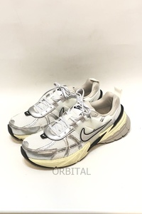 経堂) ナイキ NIKE W V2K RUN スニーカー FD0736-100 サイズ28 定価1.5万位 サミットホワイト メタリックシルバー 人気