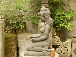 美しいいヒンドゥーの女神デウィ h42cm　dewi ヒンドゥー仏像　玄関小物入れ 0517