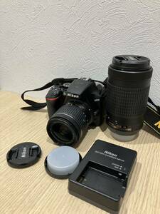 Nikon D3500 AF-P DX NIKKOR 18-55mm 1:3.5-5.6G VR 70-300mm 1:4.5-6.3G ED VR ダブルズームキット デジタル一眼 中古品 美品