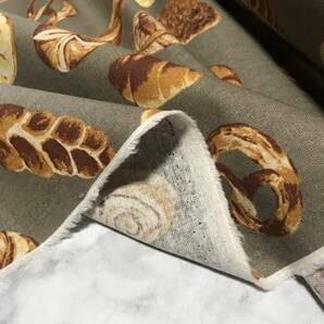 日本製 3m 綿麻キャンバス パン柄④ グレー 生地 ハギレの画像4