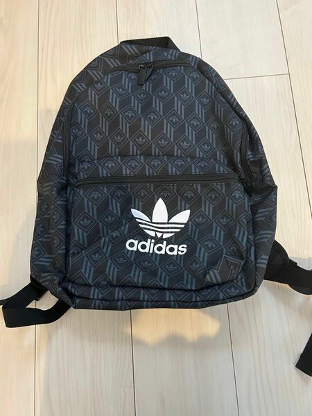 adidas リュックサック リュック