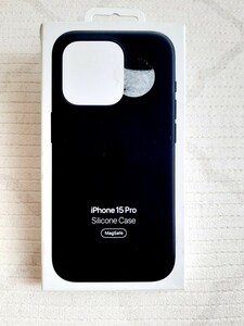 アップル純正 iPhone15proシリコンケース ブラック