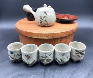 *. horse .. small teapot hot water .5 customer set overglaze enamels flower . writing . tea utensils collector discharge goods secondhand goods *