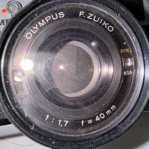 ★ OLYMPUS オリンパス 35DC フィルムカメラ レンジファインダー レンズ F.ZUIKO 1:1,7 f=40mm 動作未確認 ジャンク出品 #D824 0426SAの画像4