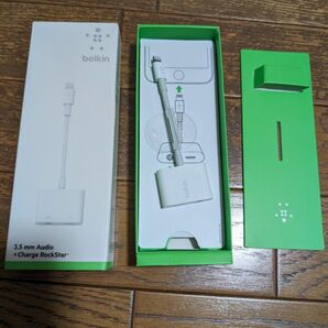 Belkin ライトニング & 3.5mmオーディオ デュアルアダプター