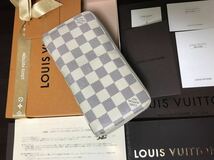 美品！本物保証！ルイヴィトン LOUIS VUITTON＊アズールジッピーウォレット_画像2