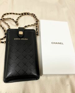 新品　CHANEL シャネル　ノベルティ　スマホポーチ　ココクラッシュ　チェーン付き　ブラック