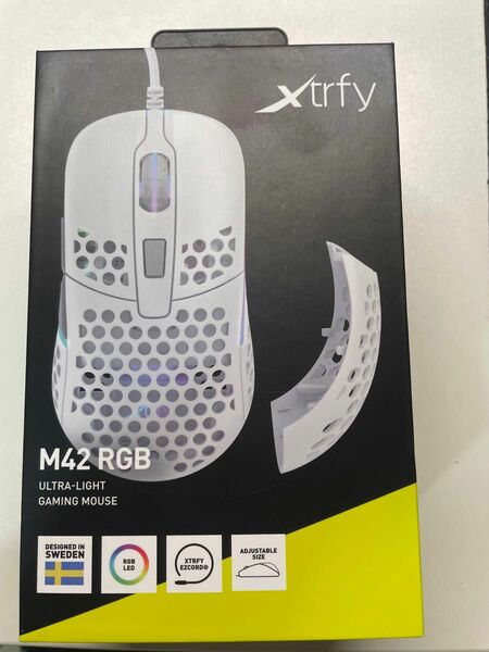 Xtrfy（エクストリファイ）M42 RGB 両手用 左右対称 超軽量 ゲーミングマウス(ホワイト) 