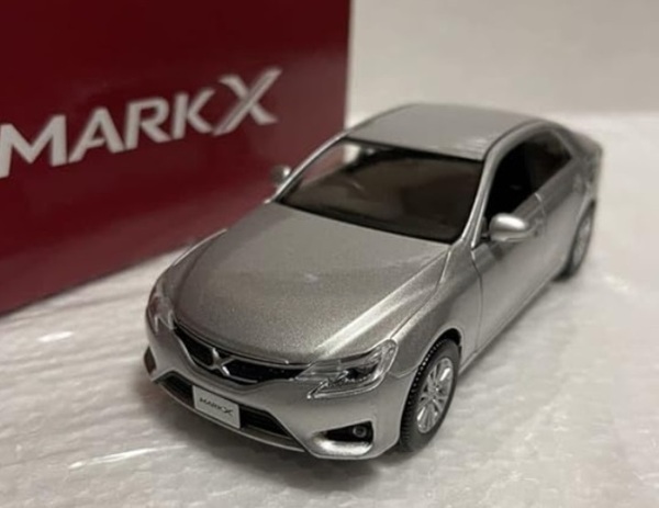 非売品 トヨタ 1/30 オフィシャルミニカー マークX 中期 シルバーメタリック