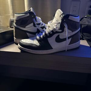 AIR JORDAN 1 RETRO HIGH OG "MOCHA" 555088-105 （セイル/ダークモカ/ブラック/ブラック）